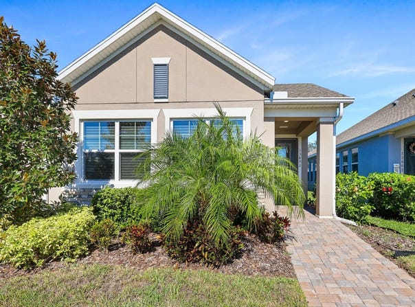 13892 KINGFISHER GLEN Drive, LITHIA, FL 33547