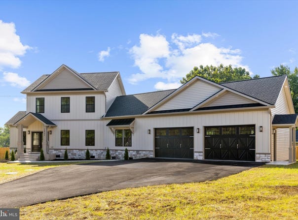 1921 MAIN Avenue, PASADENA, MD 21122