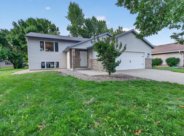 108 Celestine Circle, Mankato, MN 56001