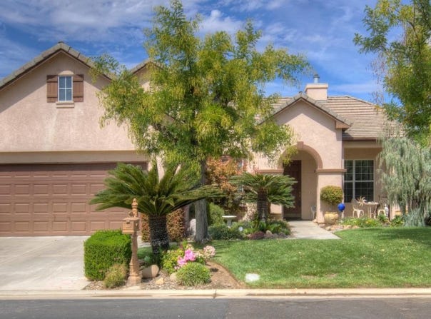 10864 E Clearwater Way, Clovis, CA 93619