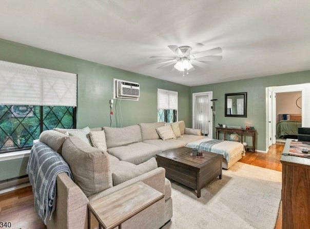 76M Farm Rd, Hillsborough Twp., NJ 08844-4482