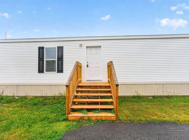 33 Black Bear Road, Brewer, ME 04412