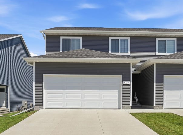 4157 Omaha Avenue, Waterloo, IA 50702