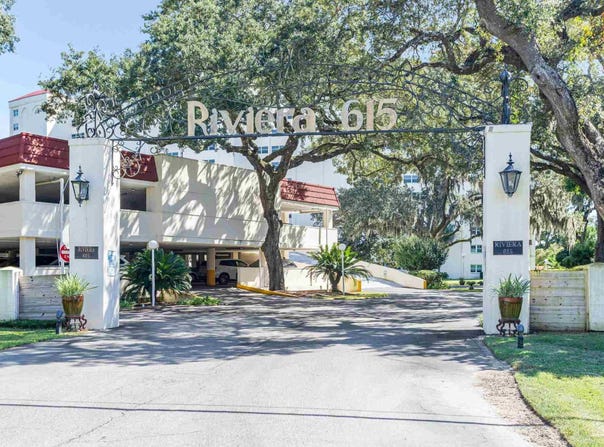 615 Bayshore Dr, Pensacola, FL 32507