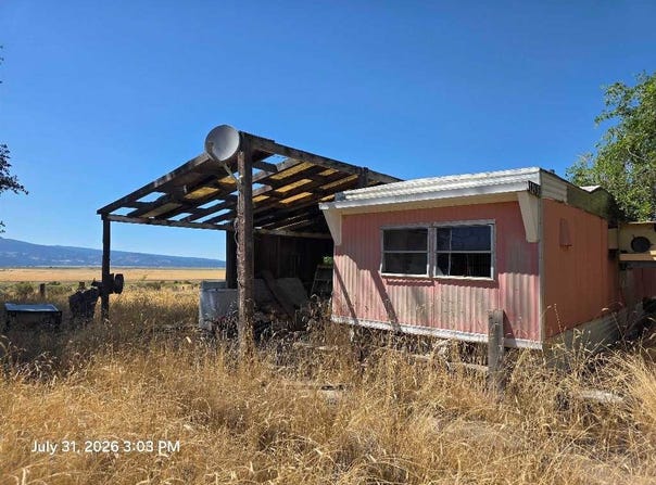 12415 Mt. Pitt Rd, Macdoel, CA 96058