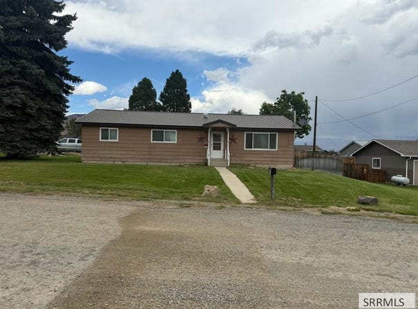 1109 Bryan Avenue, Salmon, ID 83467