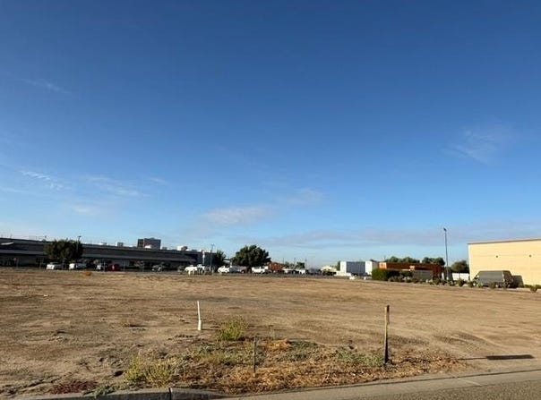 2552 Mitchell Ct, Madera, CA 93637