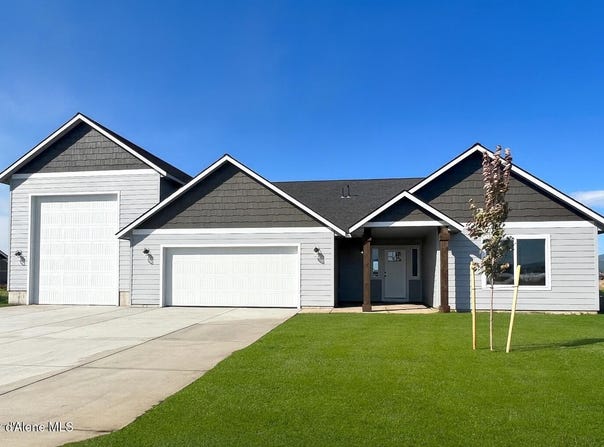 6810 W CONSTANTINE Ln, Rathdrum, ID 83858