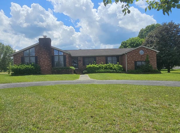 225 Potter Lane, Morehead, KY 40351