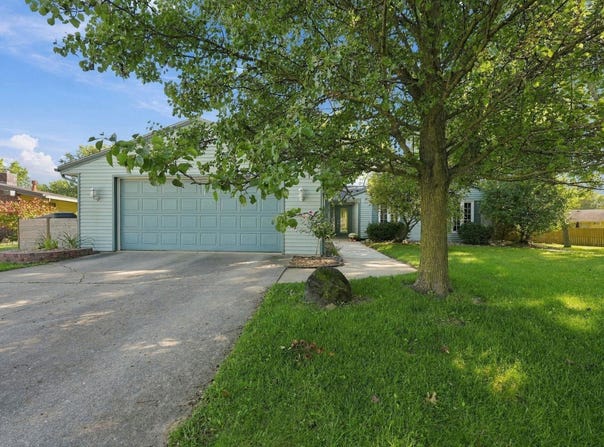 614 Azuba Ct, Columbia City, IN 46725