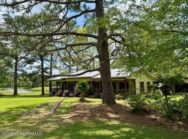 273 Vincetown Road, Sandy Hook, MS 39478