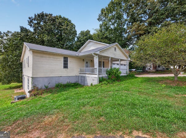 1989 Burke Road, Carnesville, GA 30521