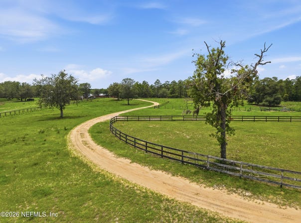 8449 STATE ROAD 100, Melrose, FL 32666