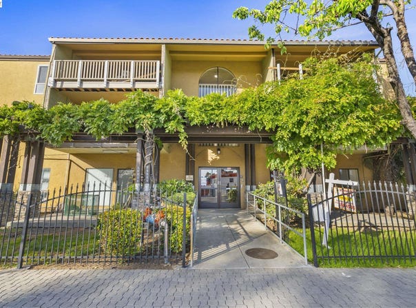 16006 E 14Th St, Ashland, CA 94578
