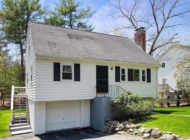7 Sunnyside Ave, Wellesley, MA 02482
