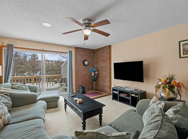 77 Northbrook Circle, Conway, NH 03860