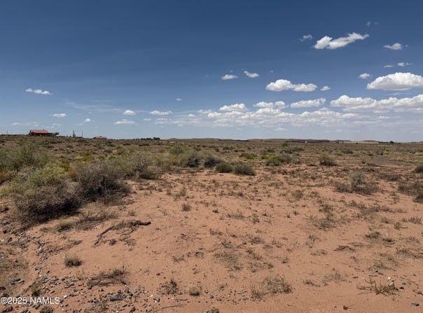 87 Hogahn Drive, Winslow, AZ 86047