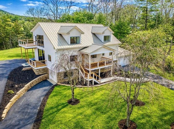 3000 Glade Rd, Blacksburg, VA 24060