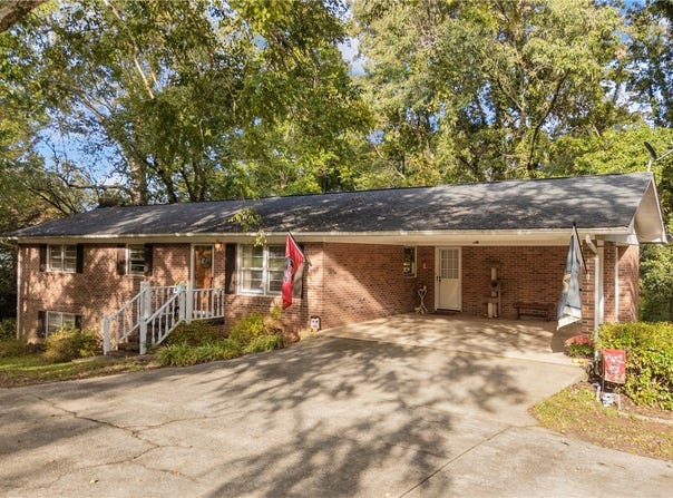 201 Torrington Road, Walhalla, SC 29691