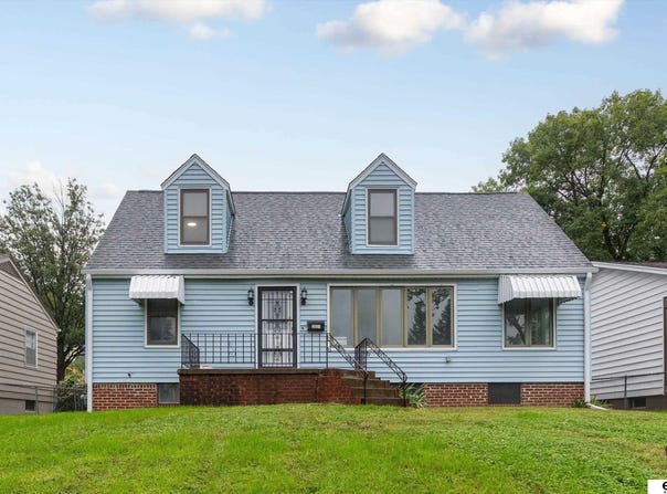 2521 S 43rd Street, Omaha, NE 68105
