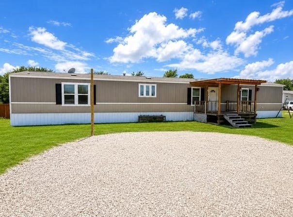 219 The Ranch Rd, Del Valle, TX 78617