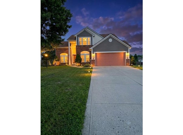 672 N Starr Drive, Pickerington, OH 43147
