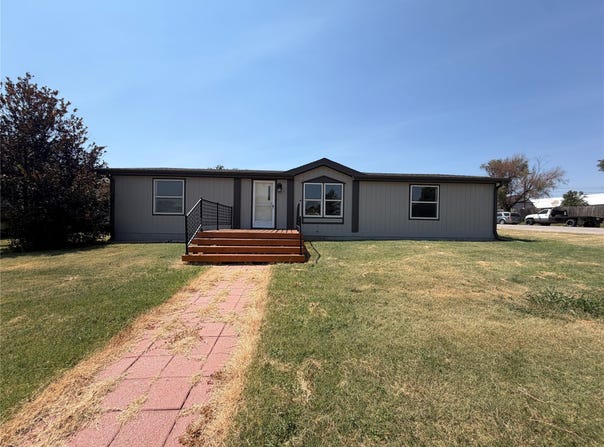 703 Bowlus Street, Jetmore, KS 67854