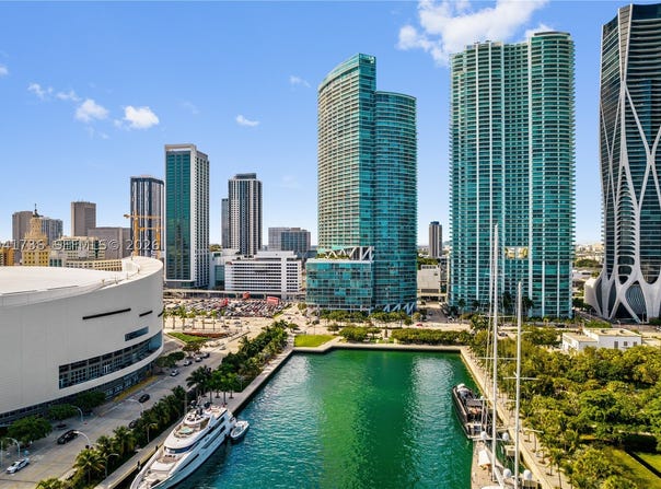 888 Biscayne Blvd, Miami, FL 33132
