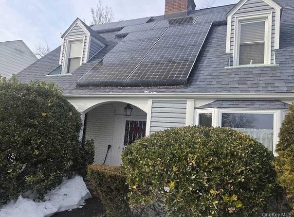 71 Angevine Avenue, Hempstead, NY 11550