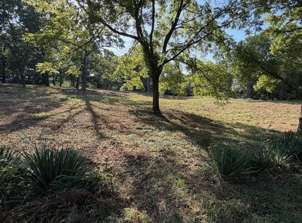 County Road 393 W, Thayer, MO 65791