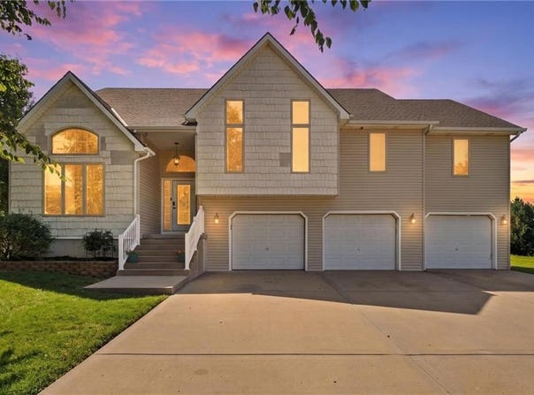 7286 SW Crystal Lane, Trimble, MO 64492