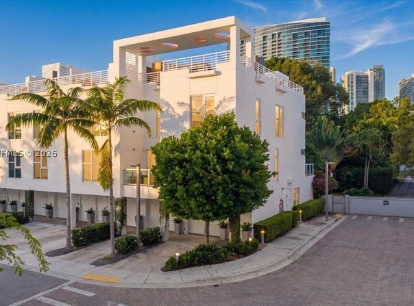 455 NE 39th St, Miami, FL 33137