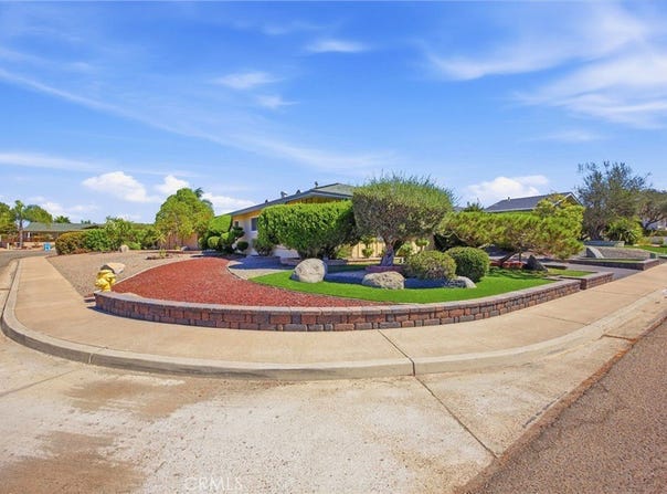 11934 Callado, San Diego, CA 92128