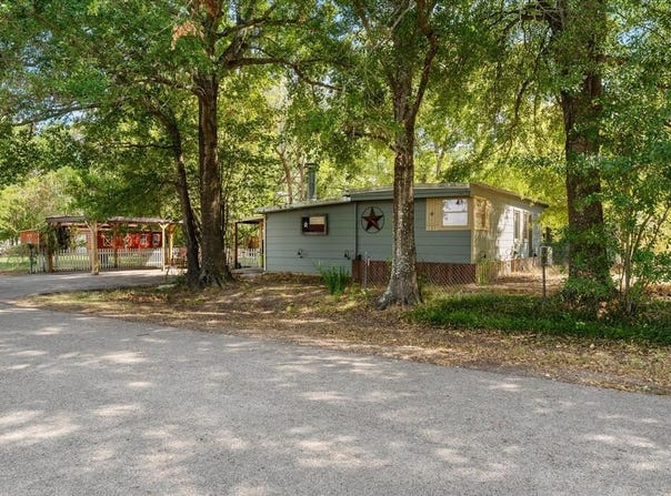 718 Suncrest Dr, Tool, TX 75143