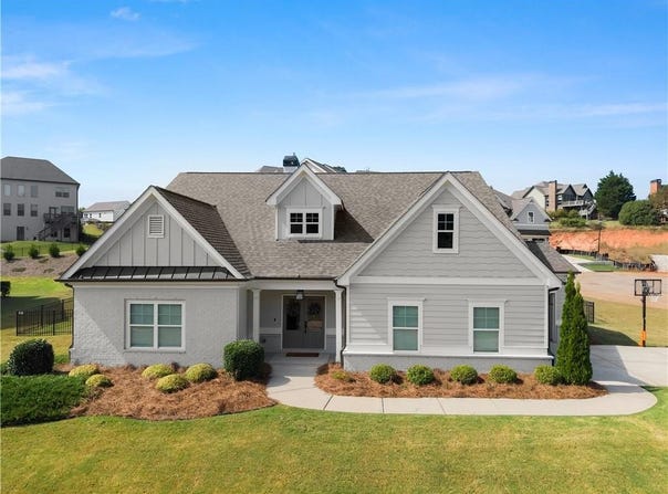 5700 Meadow View Drive, Jefferson, GA 30549