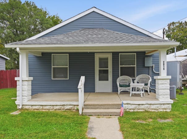 2016 E 13th Street, Muncie, IN 47302