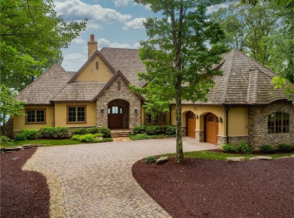 91 The Cliffs Parkway, Landrum, SC 29356