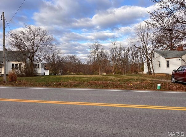 611 S State Highway 47, Warrenton, MO 63383