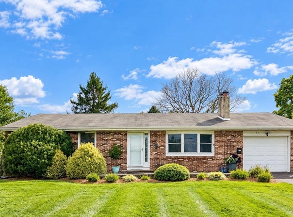 32 HOLLAND Drive, CHALFONT, PA 18914