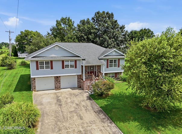 1924 LAKEVIEW Drive, Fulton, MO 65251