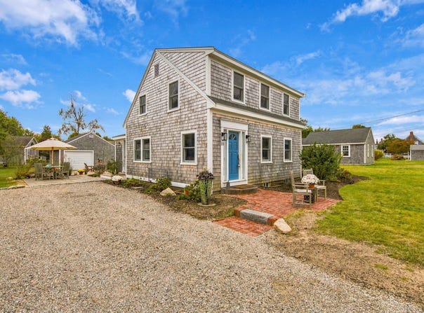 33 Pleasant Street, West Dennis, MA 02670