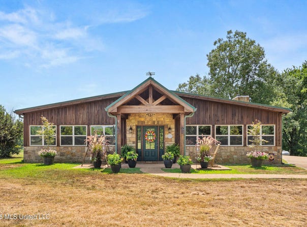 748 Bluegoose Road, Sarah, MS 38665