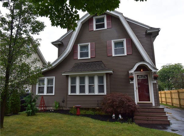 32 Freemont Road, Rochester, NY 14612