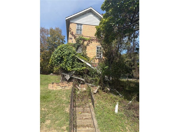 310 2nd St, Marianna, PA 15345