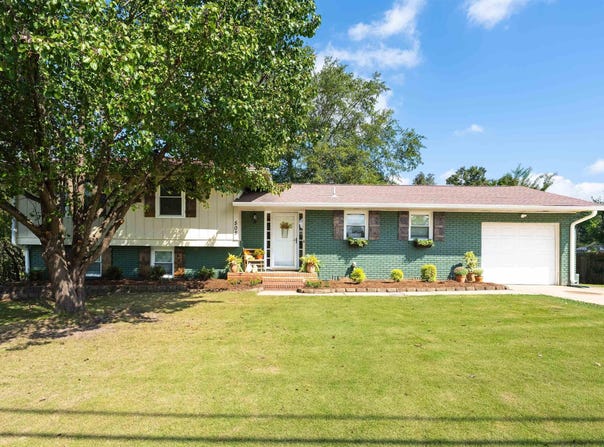 505 WILDERNESS ROAD, PELHAM, AL 35124