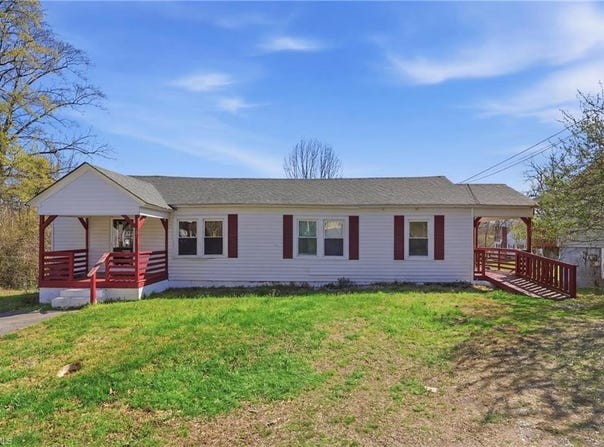101 Bitting Avenue, Mount Airy, NC 27030
