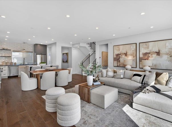 10200 Empire AVE, Cupertino, CA 95014