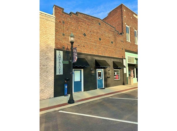 107 E Court Square, Livingston, TN 38570