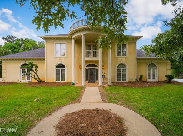 1005 Orange, Many, LA 71449