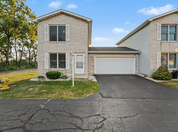 1031 Windsor Lane, Dyer, IN 46311